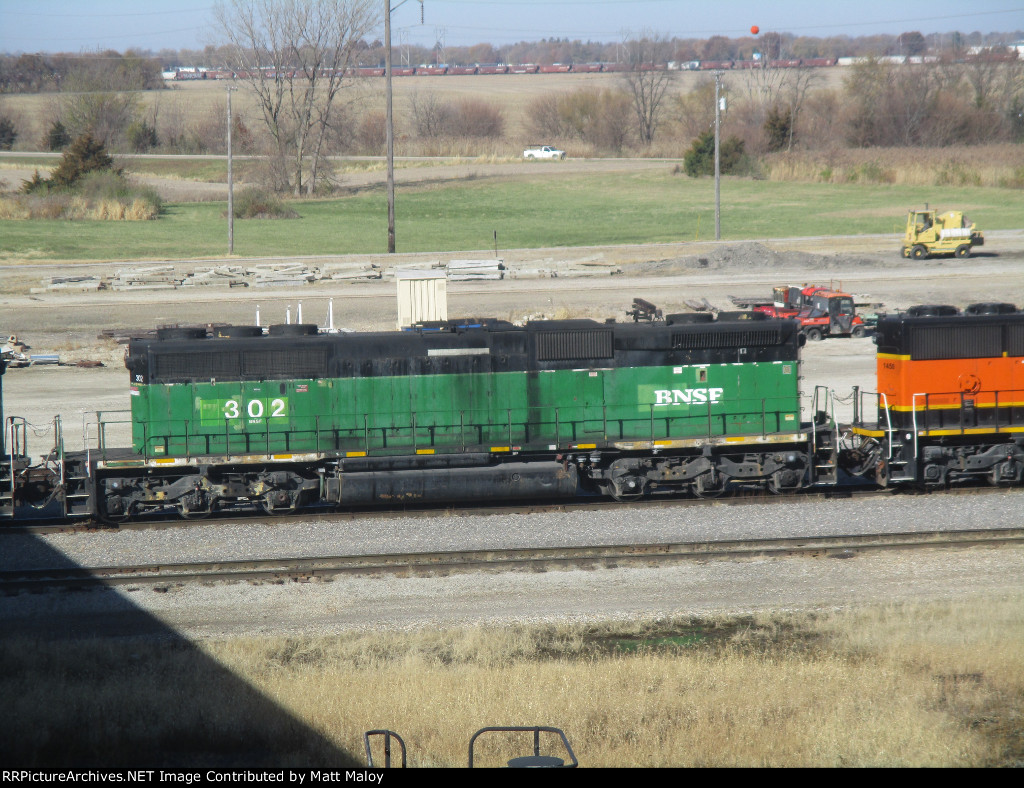 BNSF 302